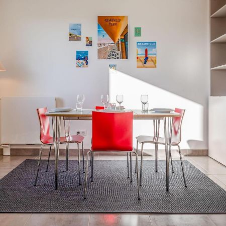 Apartment Les Arts-2 By Interhome Deauville Exterior photo
