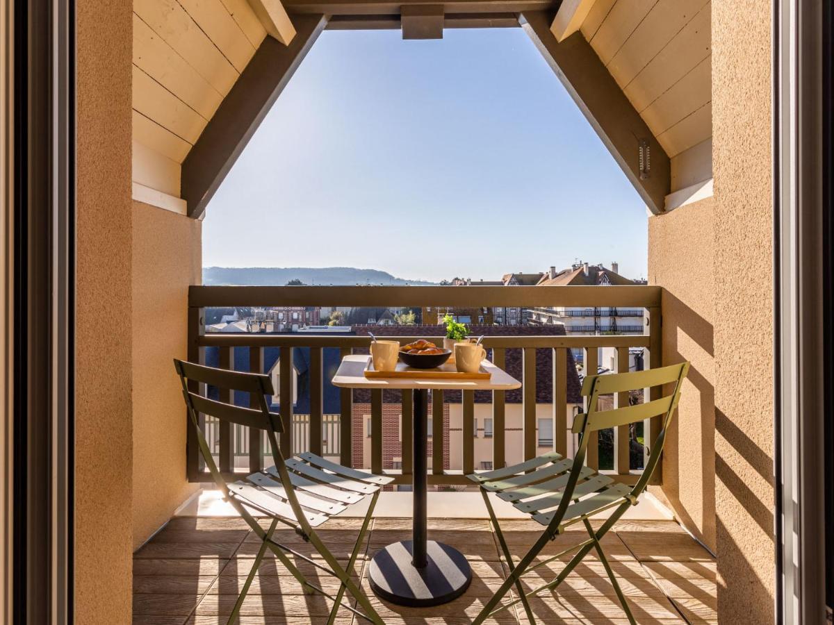 Apartment Les Arts-2 By Interhome Deauville Exterior photo