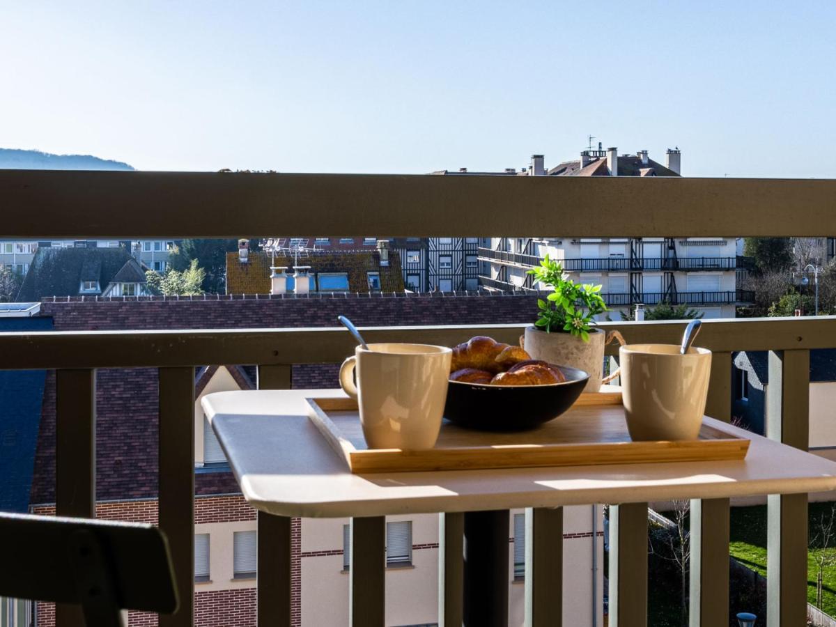 Apartment Les Arts-2 By Interhome Deauville Exterior photo